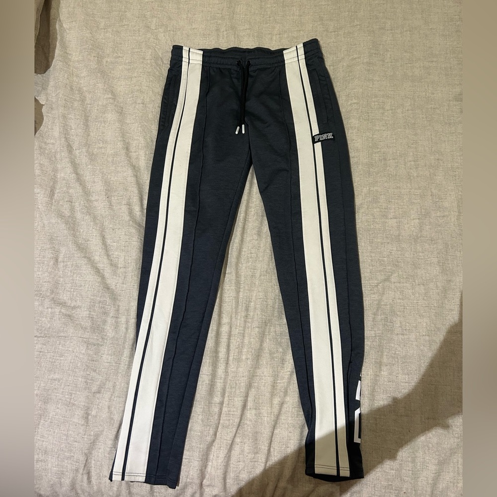Victora secret Pink joggers sweatpants size small